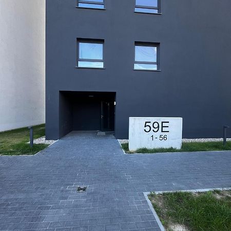 Apartament Z Widokiem Na Stadion Styl Industrialny Jedyny Taki Check In 24 H Poznan Dış mekan fotoğraf